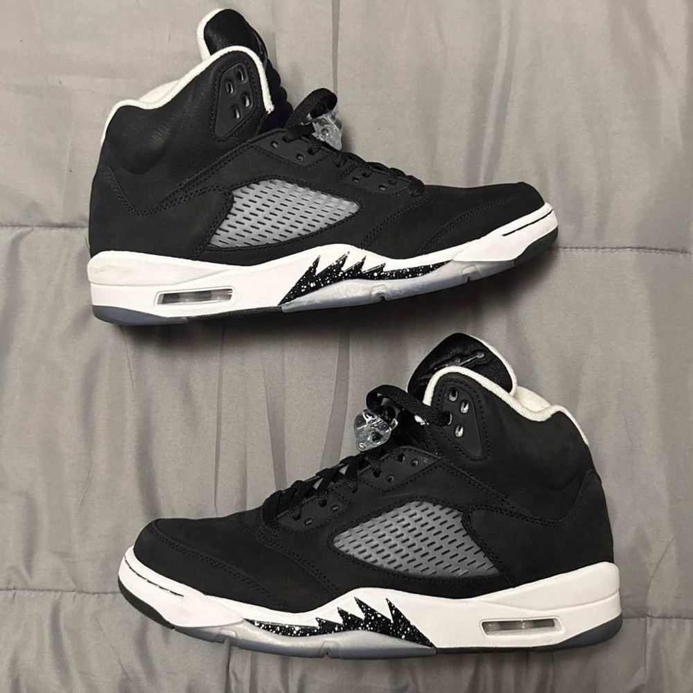 Jordan 5 Moon light “Oreo”